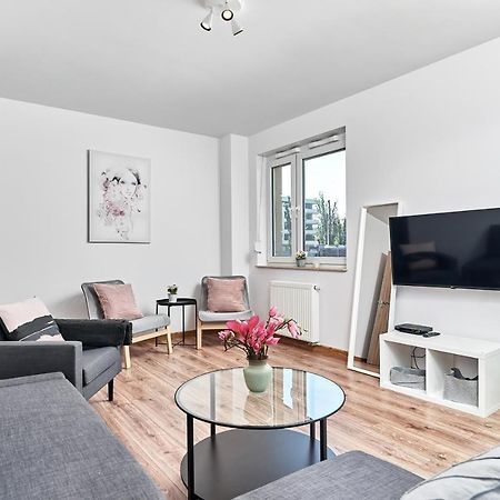 Modern Apartments Wroclaw By Renters Exterior foto