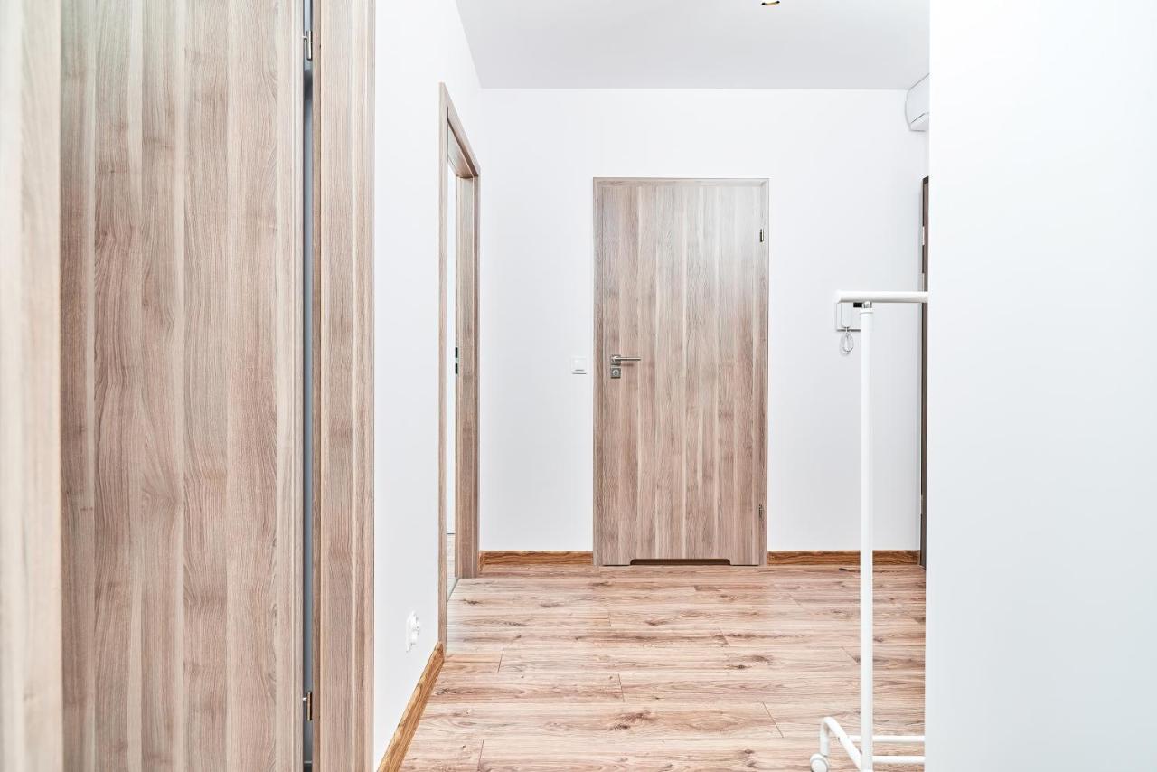 Modern Apartments Wroclaw By Renters Exterior foto